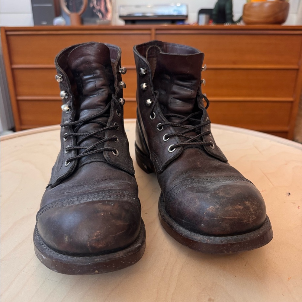 Red Wing Iron Ranger Men’s Boots - Picture 2 of 13